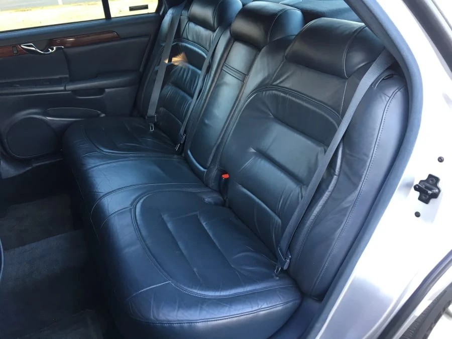 2000 Cadillac DeVille 8th Gen - Image 6 of 9