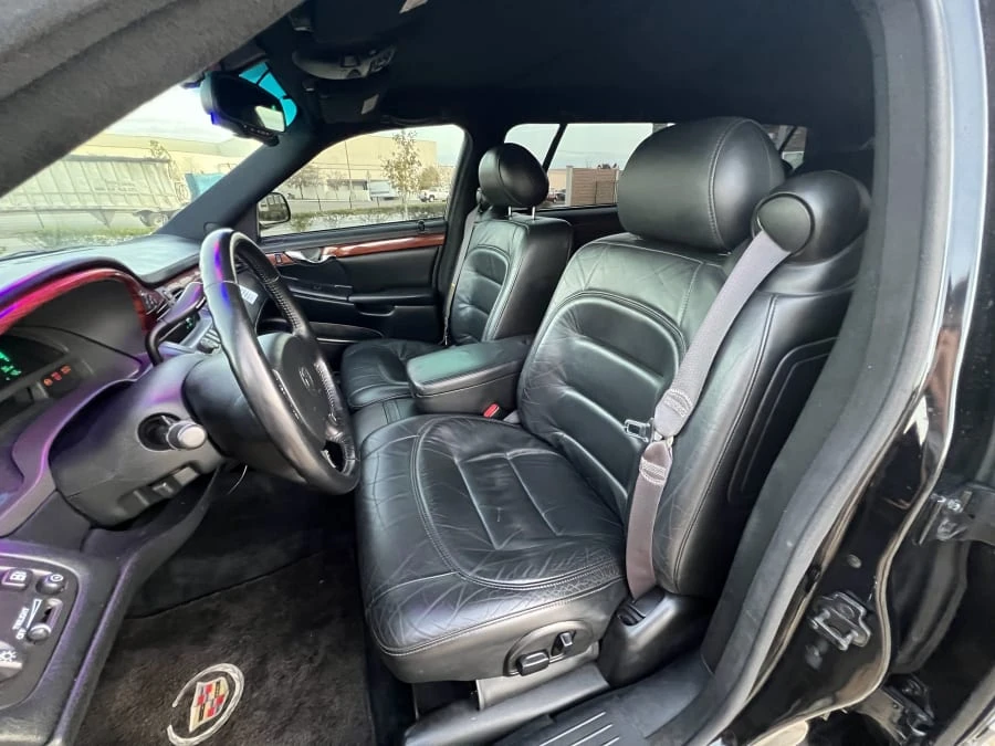 2000 Cadillac DeVille 8th Gen - Image 9 of 14