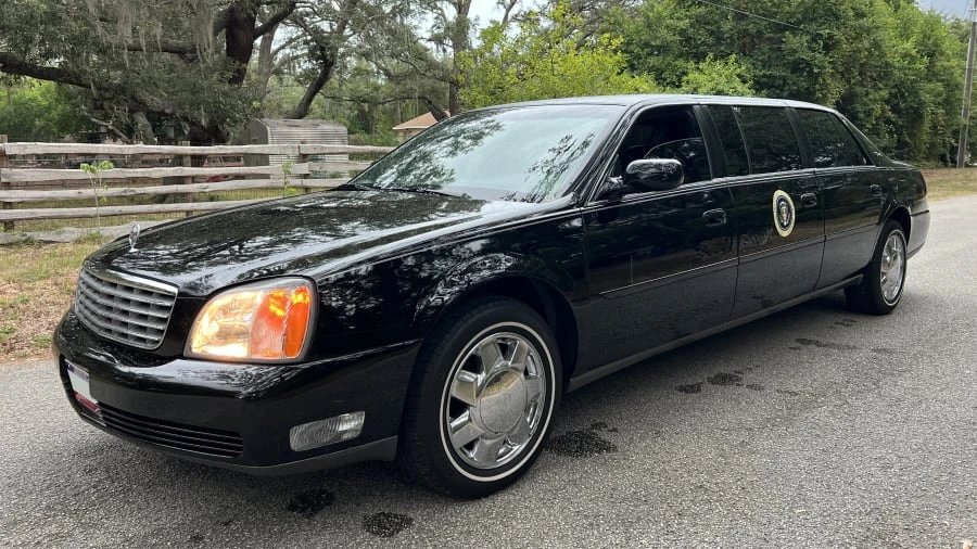 2000 Cadillac DeVille 8th Gen - Image 18 of 28