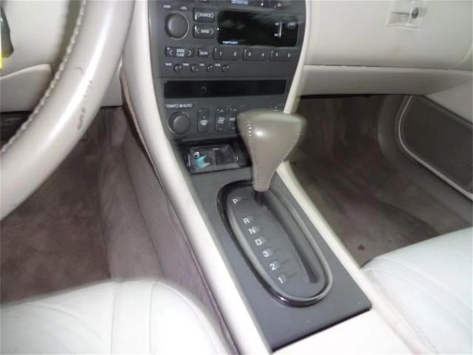 2000 Cadillac Eldorado 12th Gen - Image 26 of 31