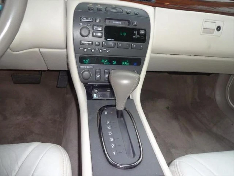 2000 Cadillac Eldorado 12th Gen - Image 22 of 31