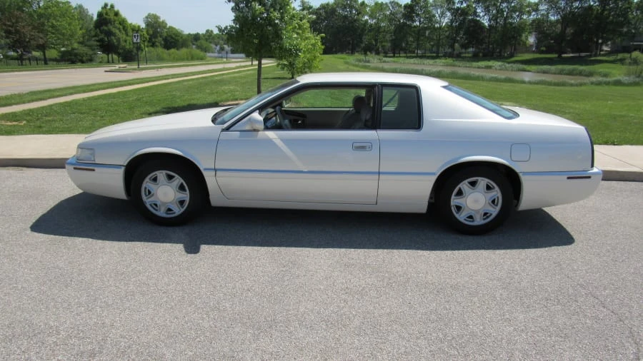 2000 Cadillac Eldorado 12th Gen - Image 2 of 8