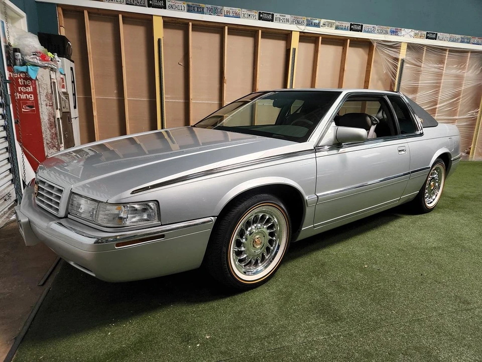 2000 Cadillac Eldorado 12th Gen - Image 12 of 31