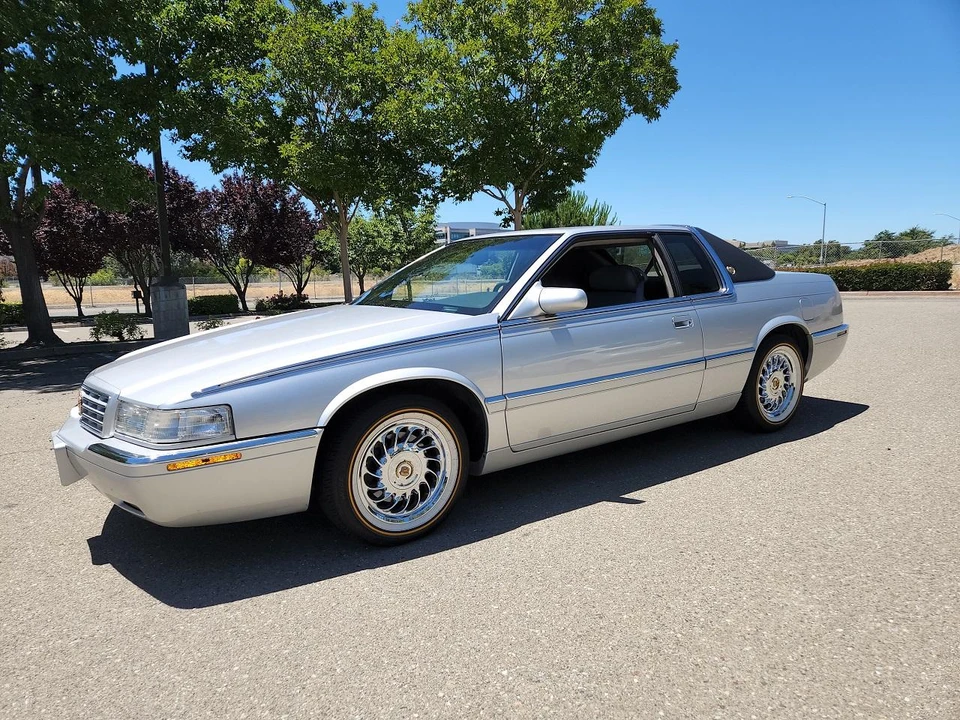 2000 Cadillac Eldorado 12th Gen - Image 2 of 31