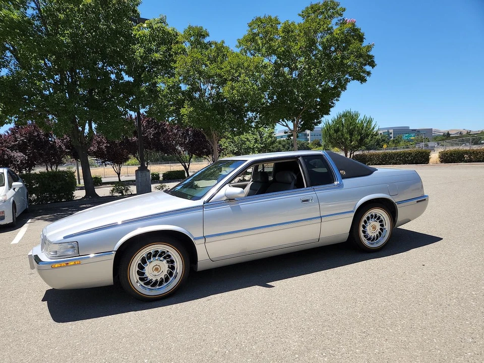 2000 Cadillac Eldorado 12th Gen - Image 3 of 31
