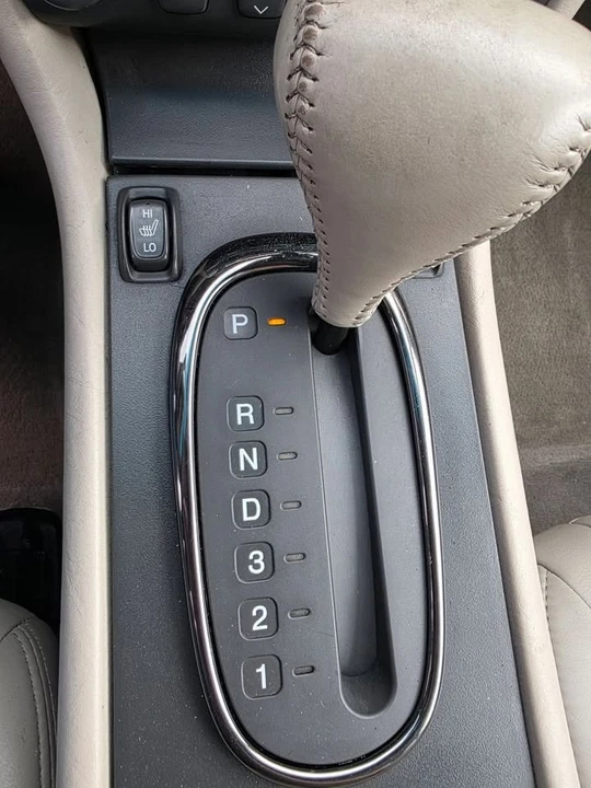2000 Cadillac Eldorado 12th Gen - Image 15 of 18