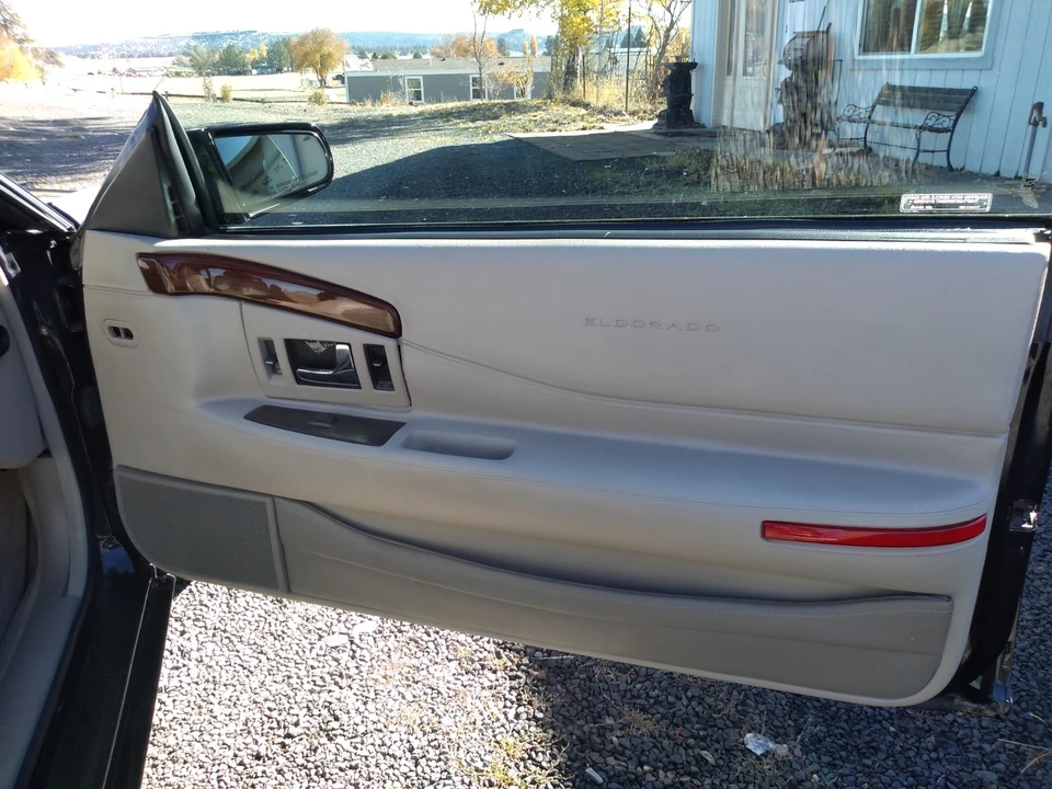 2000 Cadillac Eldorado 12th Gen - Image 21 of 21