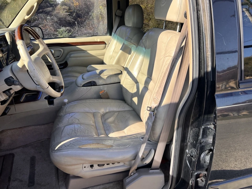 2000 Cadillac Escalade 1st Gen - Image 15 of 21