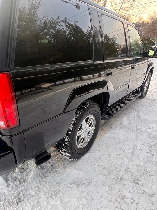 2000 Cadillac Escalade 1st Gen - Image 12 of 21