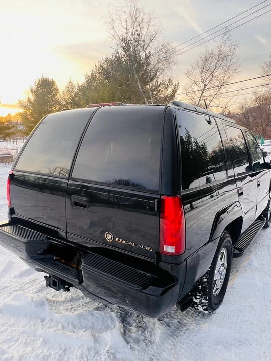 2000 Cadillac Escalade 1st Gen - Image 7 of 21