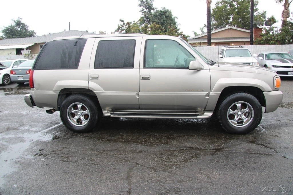 2000 Cadillac Escalade 1st Gen - Image 7 of 21