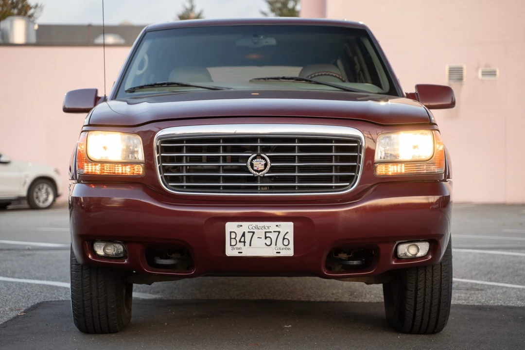 2000 Cadillac Escalade 1st Gen - Image 23 of 31