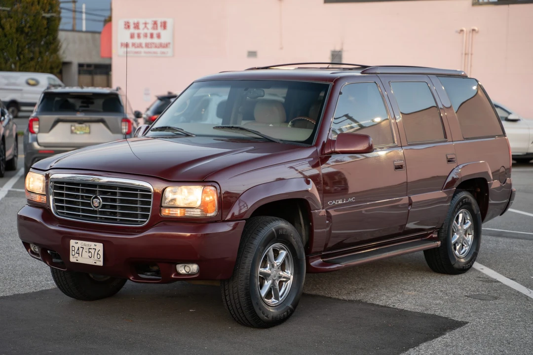 2000 Cadillac Escalade 1st Gen - Image 5 of 31