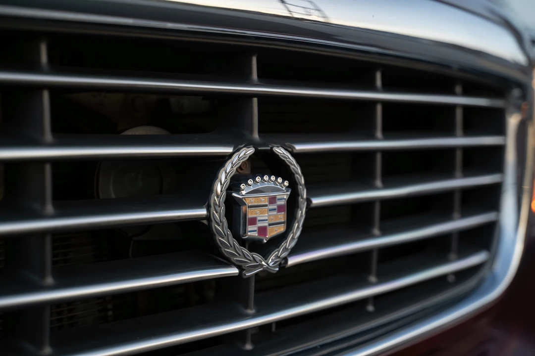 2000 Cadillac Escalade 1st Gen - Image 27 of 31