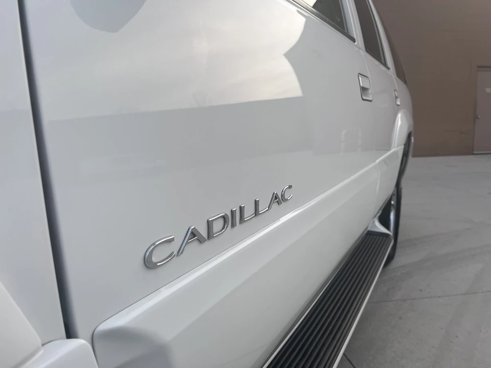 2000 Cadillac Escalade 1st Gen - Image 22 of 31