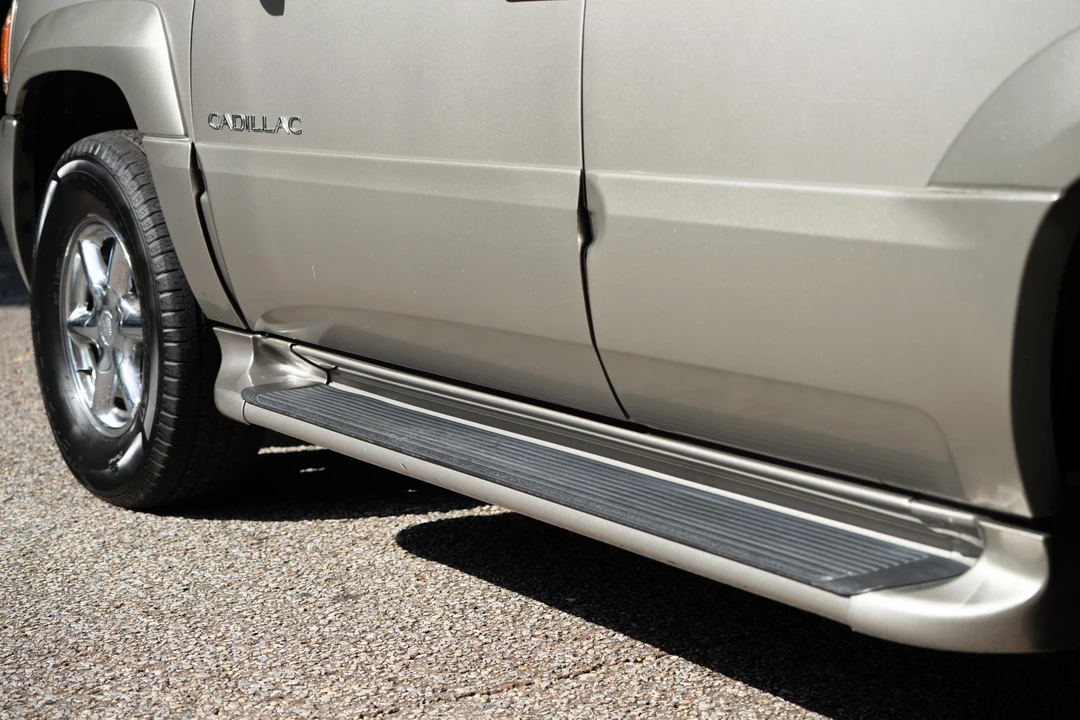 2000 Cadillac Escalade 1st Gen - Image 18 of 31