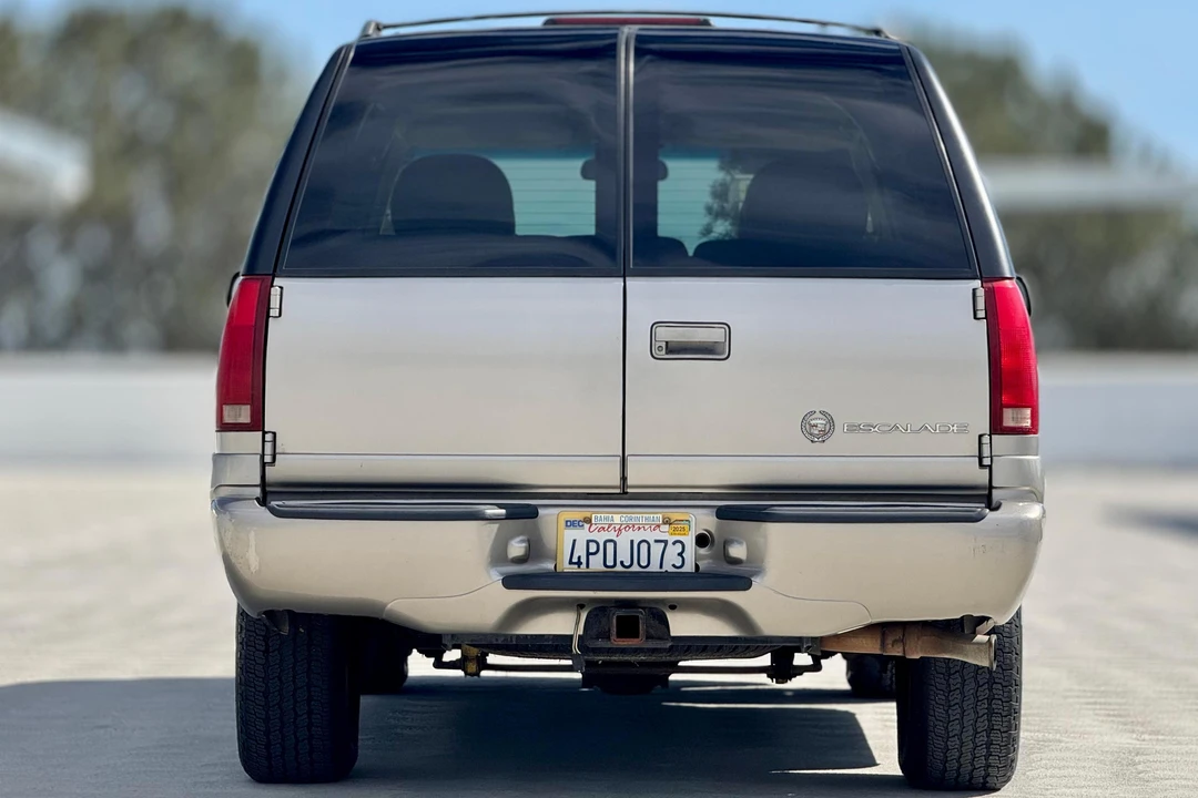 2000 Cadillac Escalade 1st Gen - Image 5 of 31