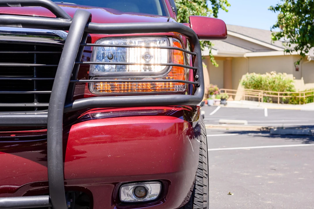2000 Cadillac Escalade 1st Gen - Image 17 of 31