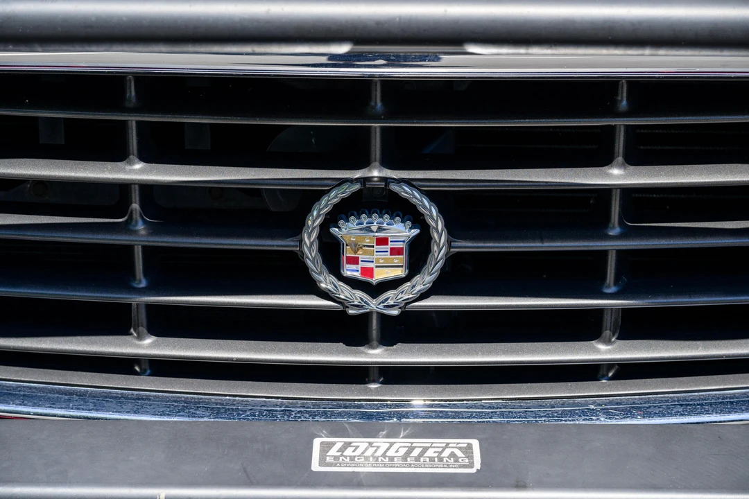 2000 Cadillac Escalade 1st Gen - Image 13 of 31