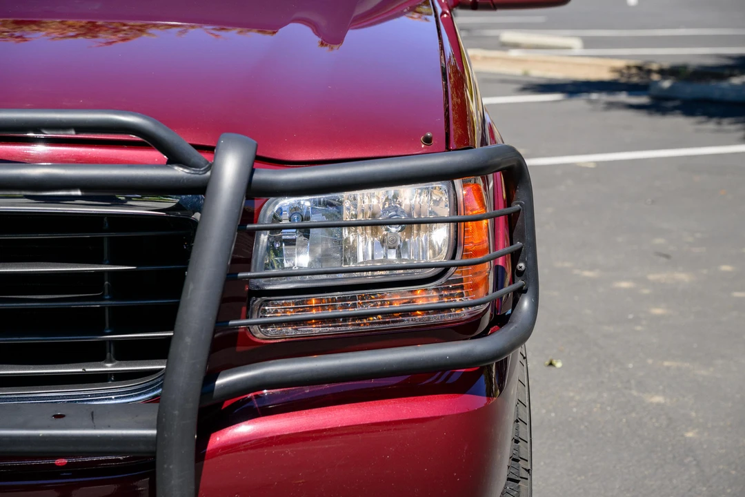 2000 Cadillac Escalade 1st Gen - Image 16 of 31