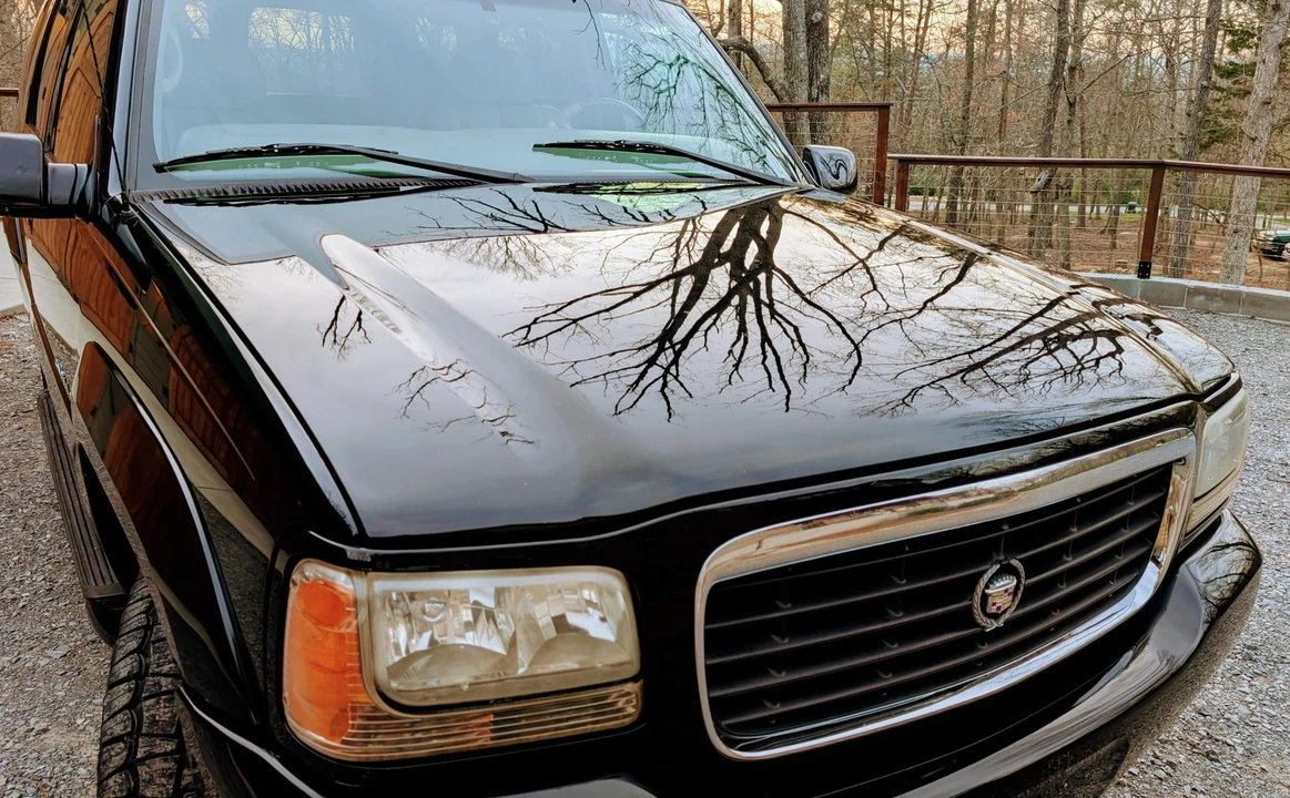 2000 Cadillac Escalade 1st Gen - Image 27 of 31