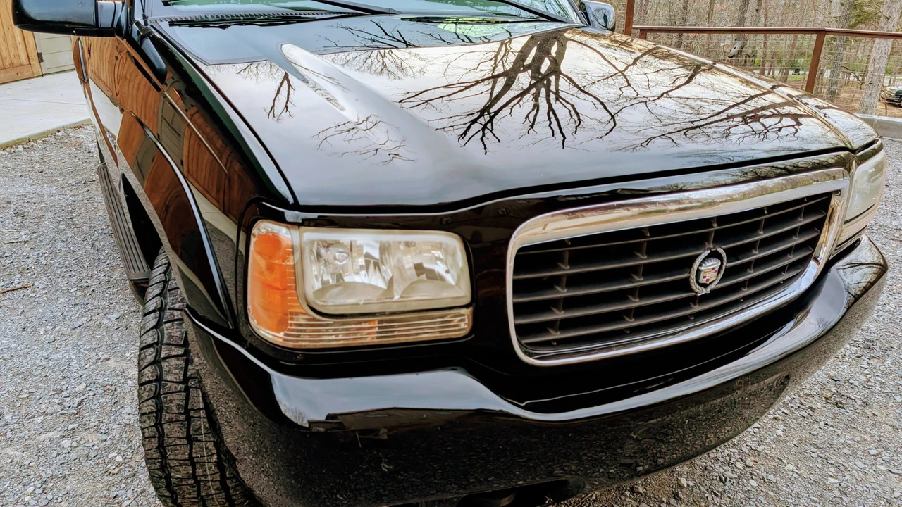 2000 Cadillac Escalade 1st Gen - Image 26 of 31