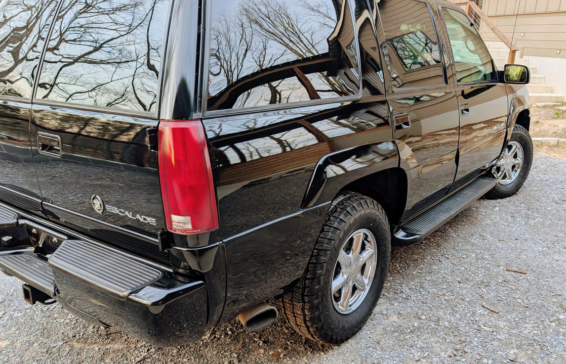 2000 Cadillac Escalade 1st Gen - Image 25 of 31