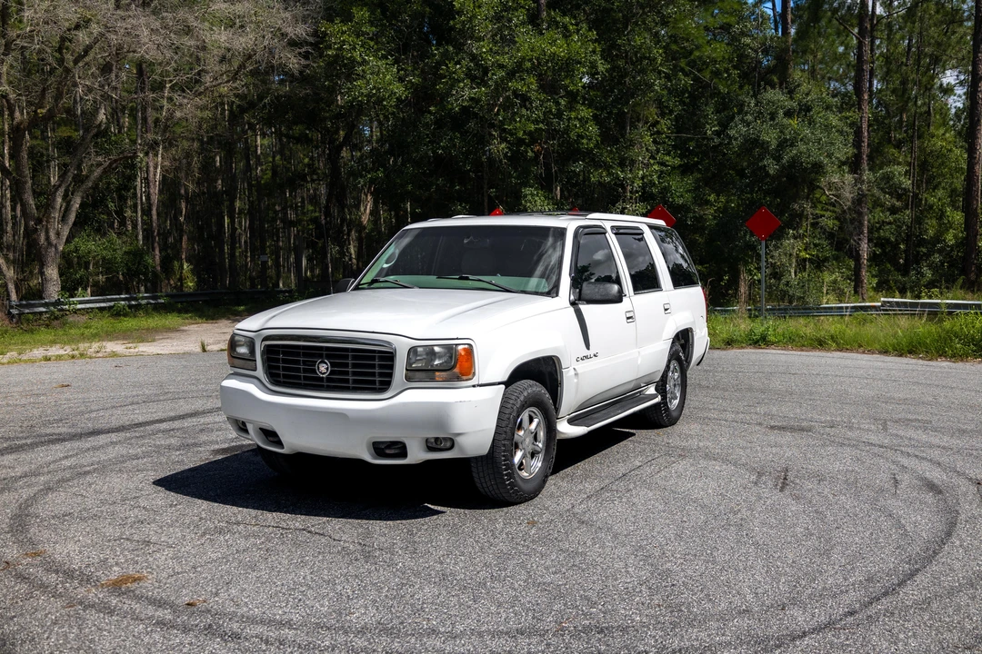 2000 Cadillac Escalade 1st Gen - Image 7 of 31