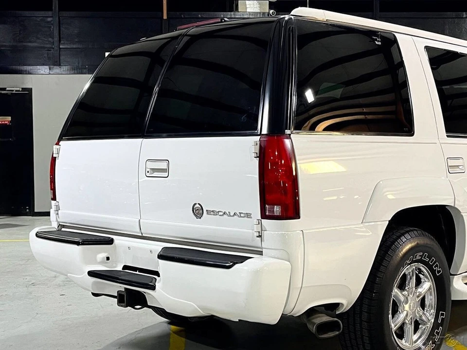 2000 Cadillac Escalade 1st Gen - Image 7 of 21