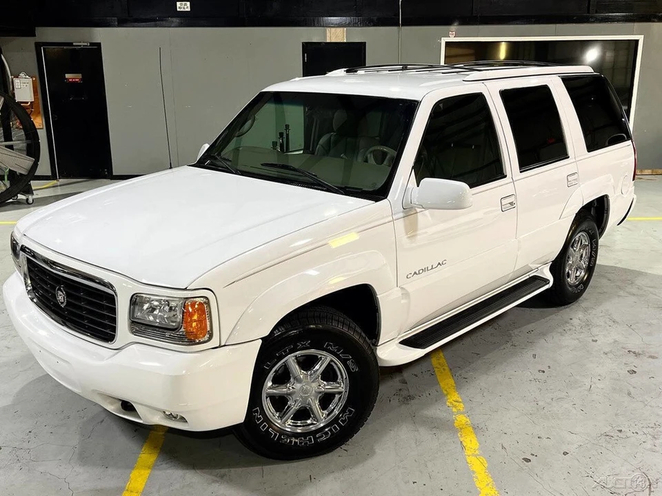 2000 Cadillac Escalade 1st Gen - Image 5 of 21