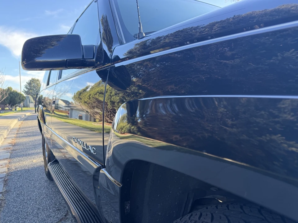 2000 Cadillac Escalade 1st Gen - Image 9 of 21