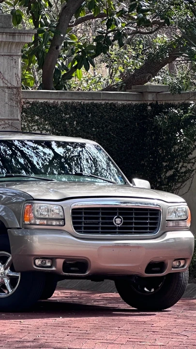 2000 Cadillac Escalade 1st Gen - Image 21 of 21