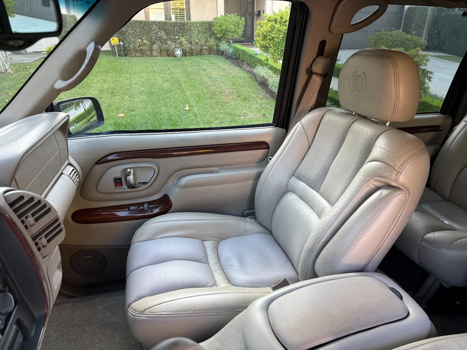 2000 Cadillac Escalade 1st Gen - Image 5 of 21