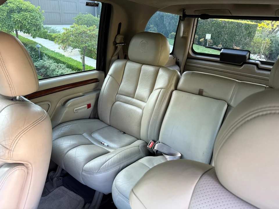 2000 Cadillac Escalade 1st Gen - Image 7 of 21