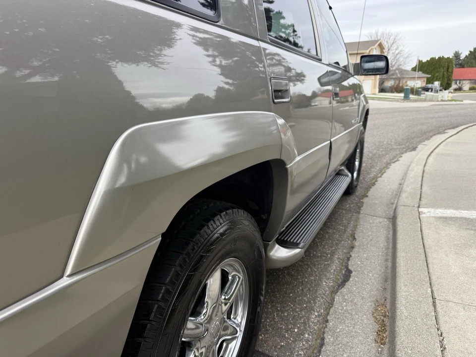2000 Cadillac Escalade 1st Gen - Image 21 of 21