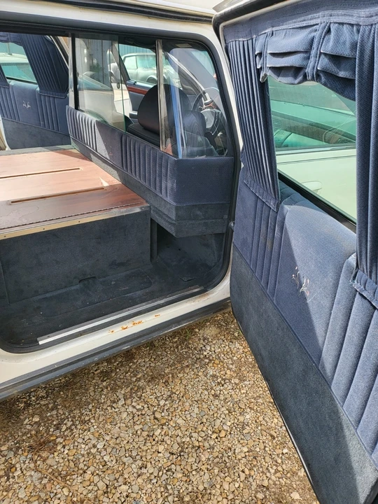 2000 Cadillac Fleetwood - Image 17 of 20