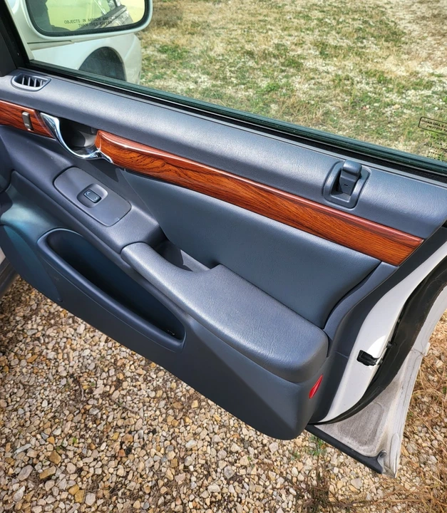 2000 Cadillac Fleetwood - Image 13 of 20