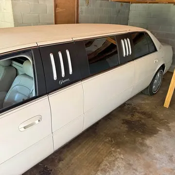 2000 Cadillac Northstar Limousine