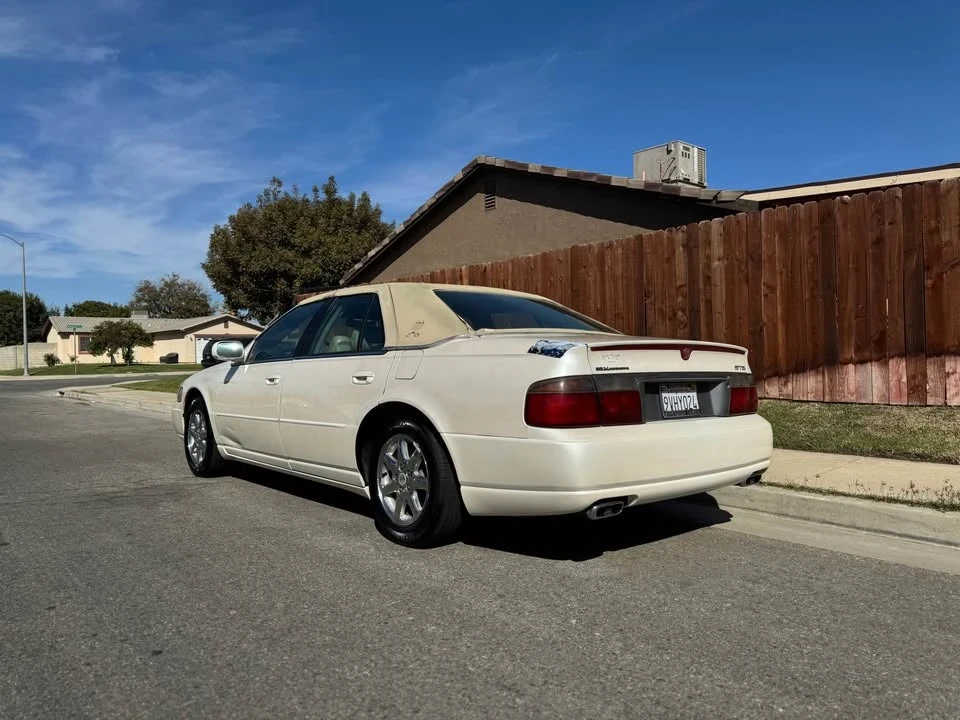 2000 Cadillac STS - Image 3 of 13
