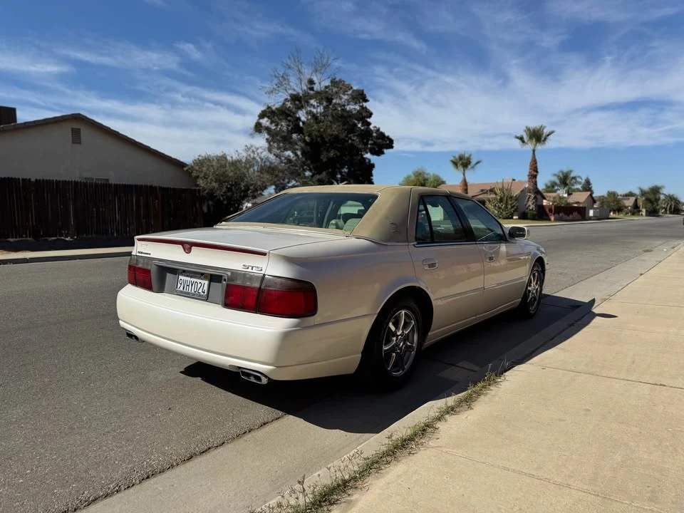 2000 Cadillac STS - Image 5 of 13