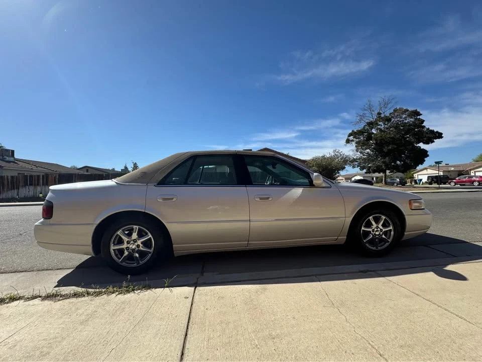 2000 Cadillac STS - Image 6 of 13