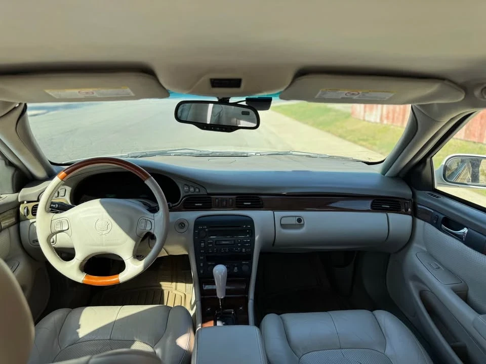 2000 Cadillac STS - Image 10 of 13
