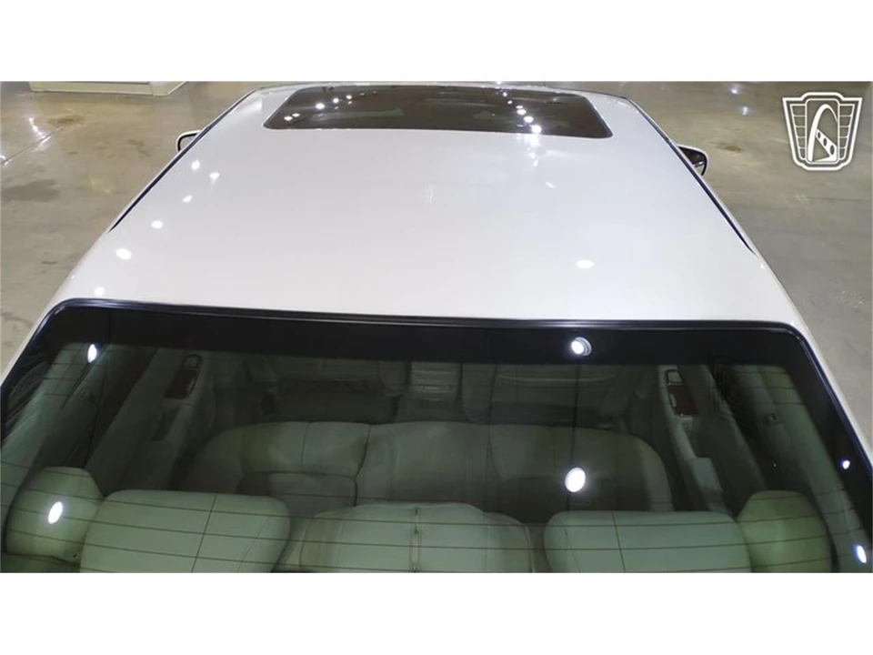 2000 Cadillac Seville - Image 28 of 31