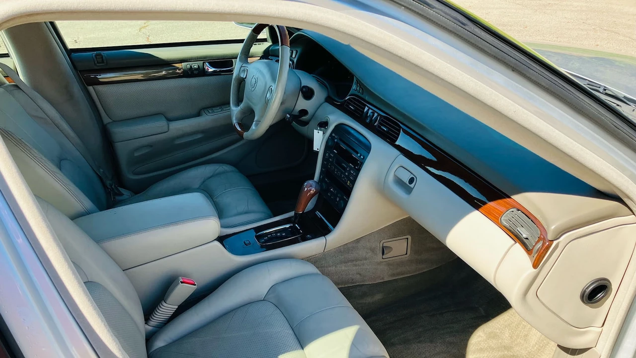 2000 Cadillac Seville - Image 3 of 6