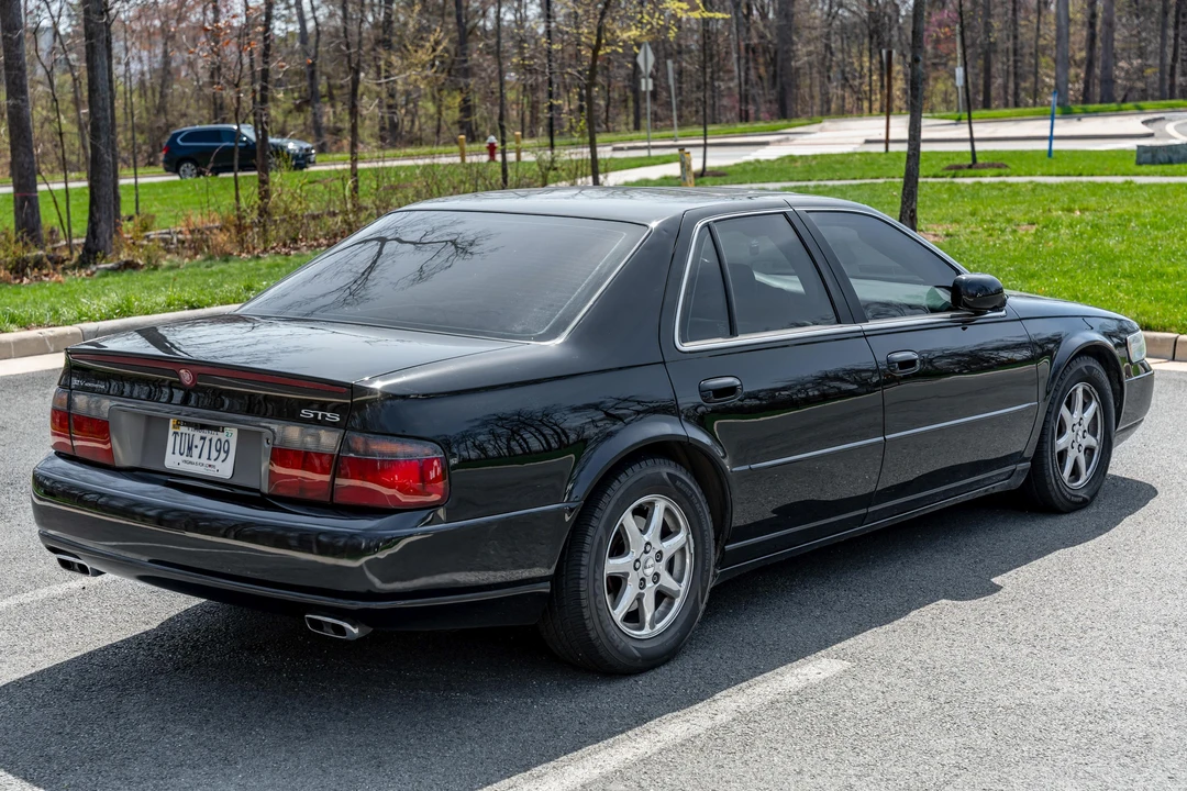 2000 Cadillac Seville - Image 10 of 31