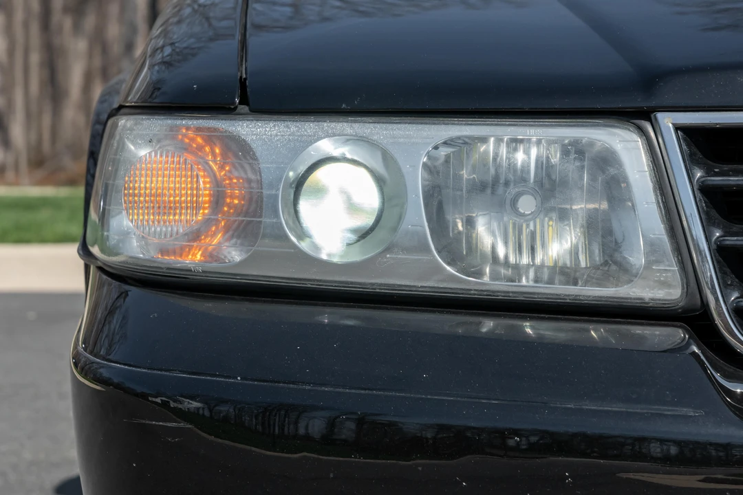 2000 Cadillac Seville - Image 13 of 31