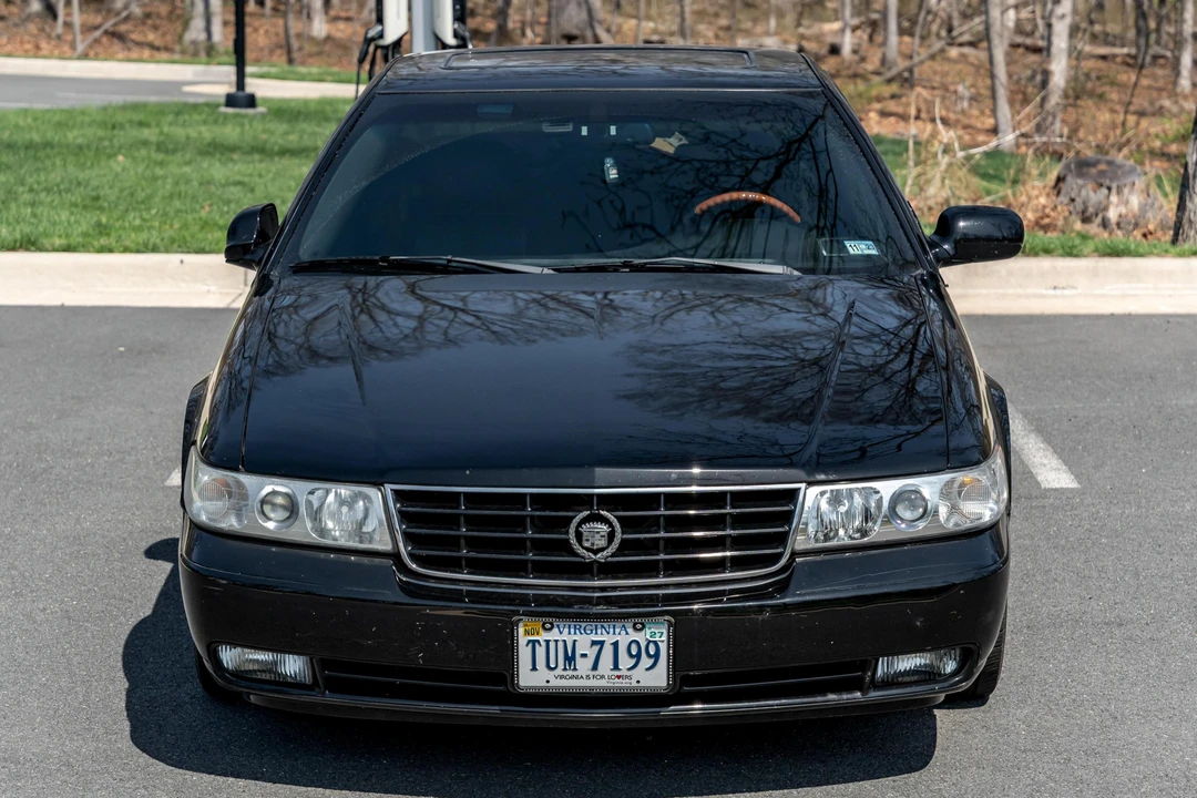 2000 Cadillac Seville - Image 2 of 31