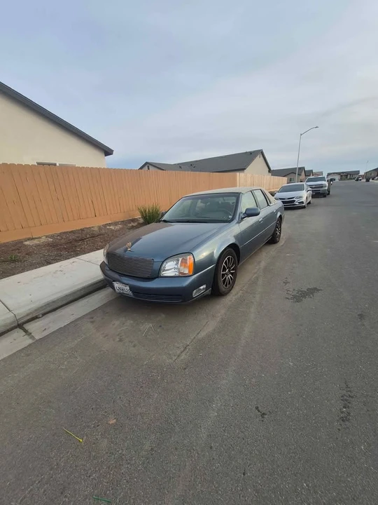 2000 Cadillac DeVille 8th Gen - Image 9 of 10