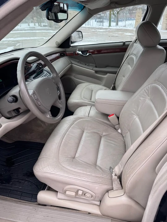 2000 Cadillac DeVille 8th Gen - Image 5 of 11