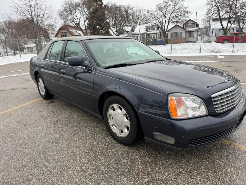 2000 Cadillac DeVille 8th Gen - Image 2 of 11